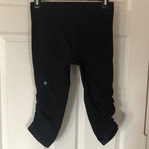 Lululemon crops